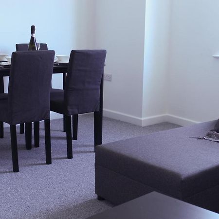 Stylish 1Br Apartment In The Heart Of Heywood Экстерьер фото