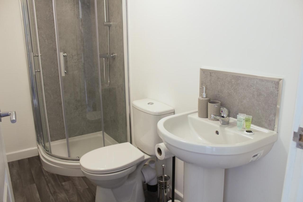 Stylish 1Br Apartment In The Heart Of Heywood Экстерьер фото